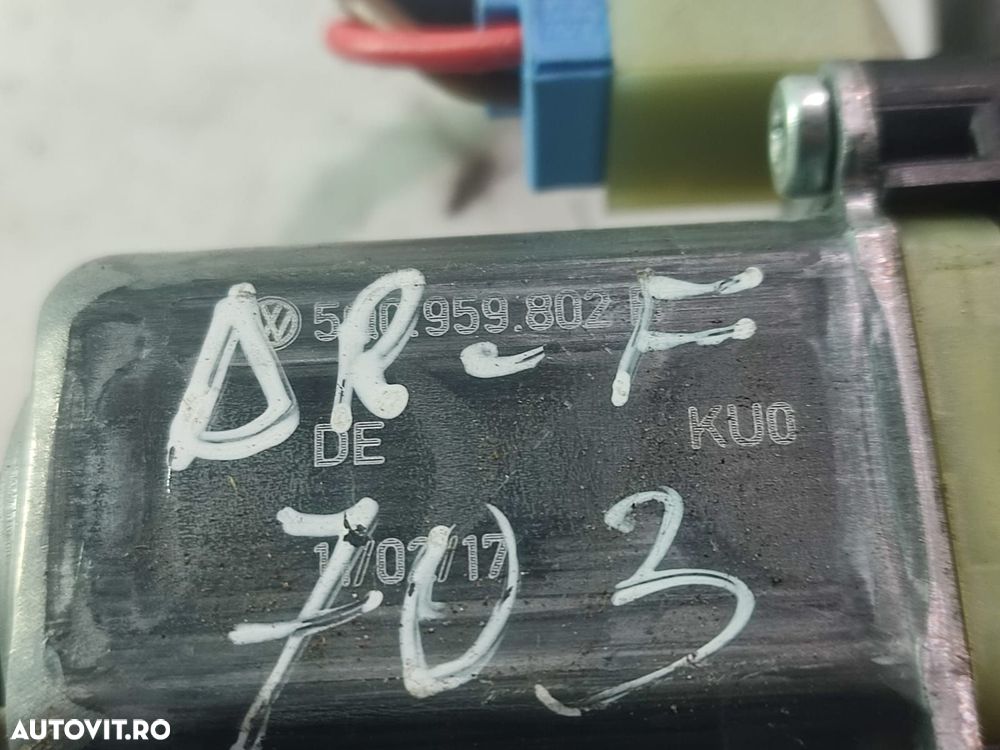 Motoras  geam dreapta fata 5q0959802b Skoda Superb 3 [2015 - 2020] - 2