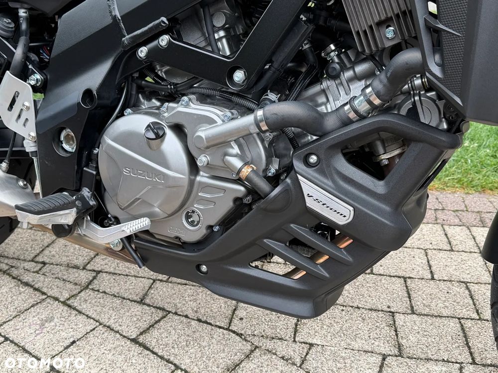 Suzuki V-STROM - 20