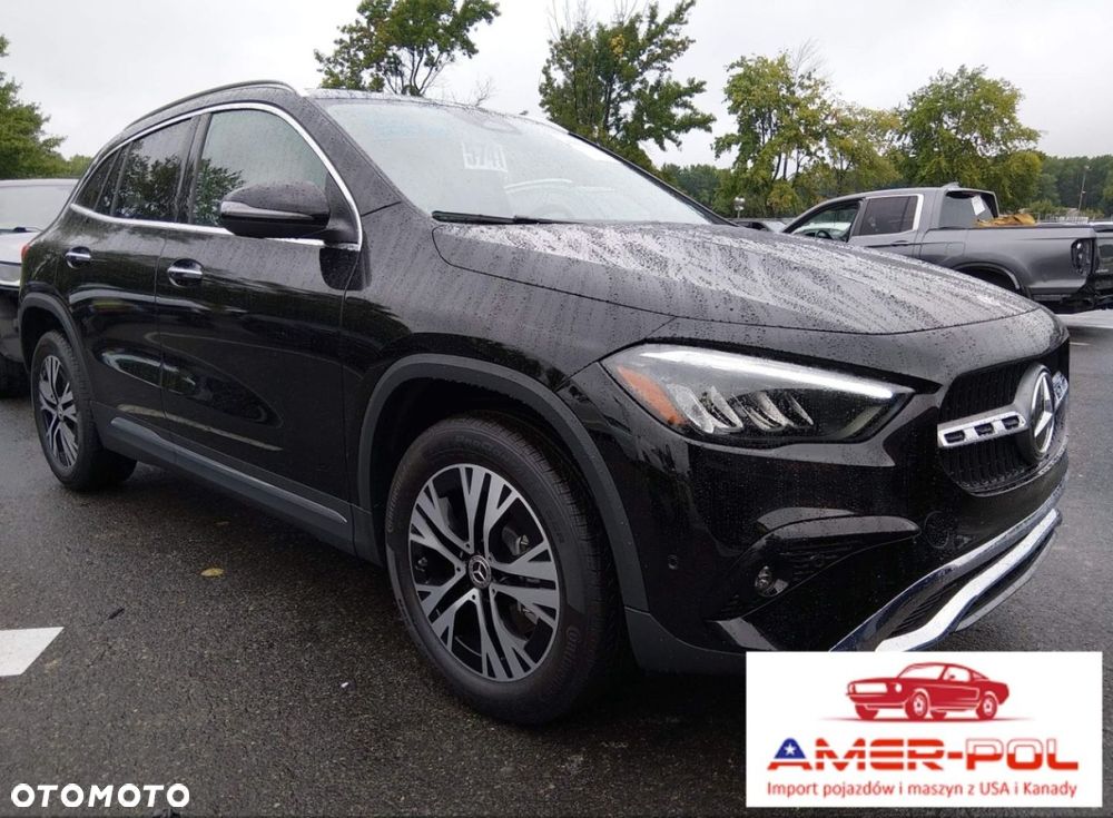 Mercedes-Benz GLA - 2