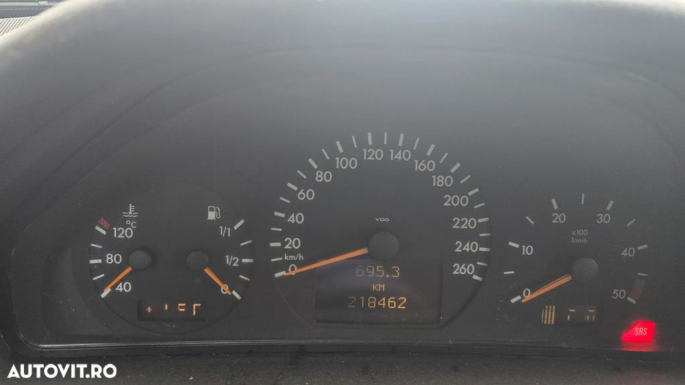 Mercedes-Benz E 220 CDI Estate Aut Classic - 11