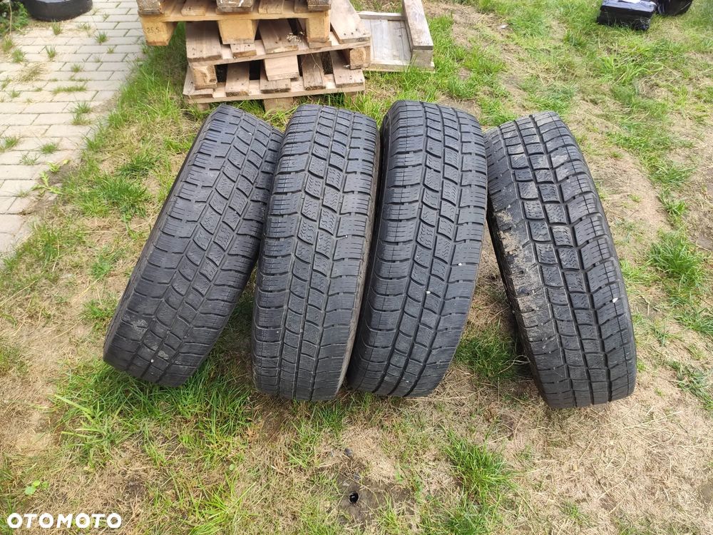CC Vredestein Comtrac 2 215/75 r16 5-6mm Wielosezon - 1