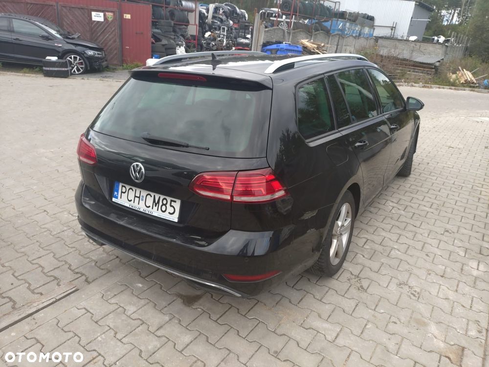 Volkswagen Golf 1.6 TDI SCR Comfortline - 7