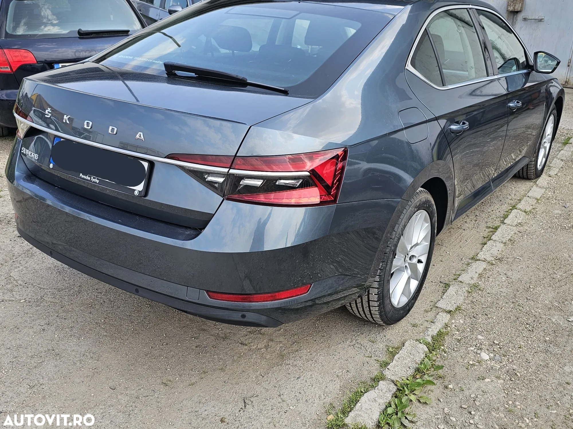Skoda Superb 2.0 TDI Ambition - 9
