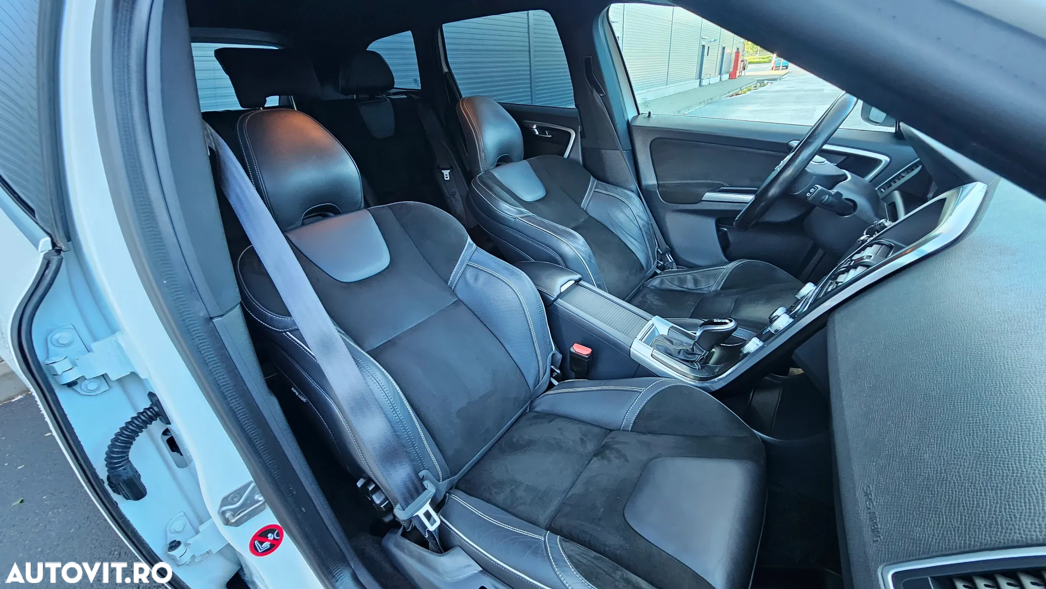 Volvo XC 60 B4 D AWD Geartronic RDesign - 21