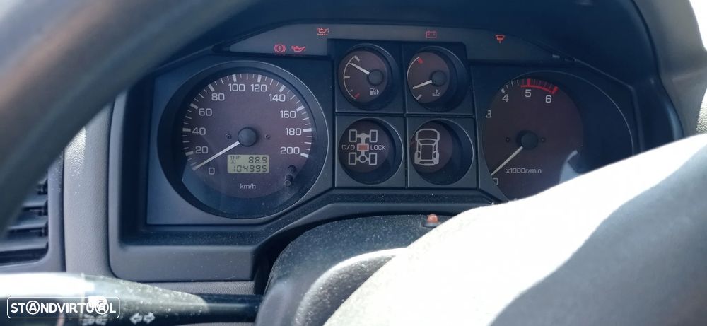 Mitsubishi Pajero - 15