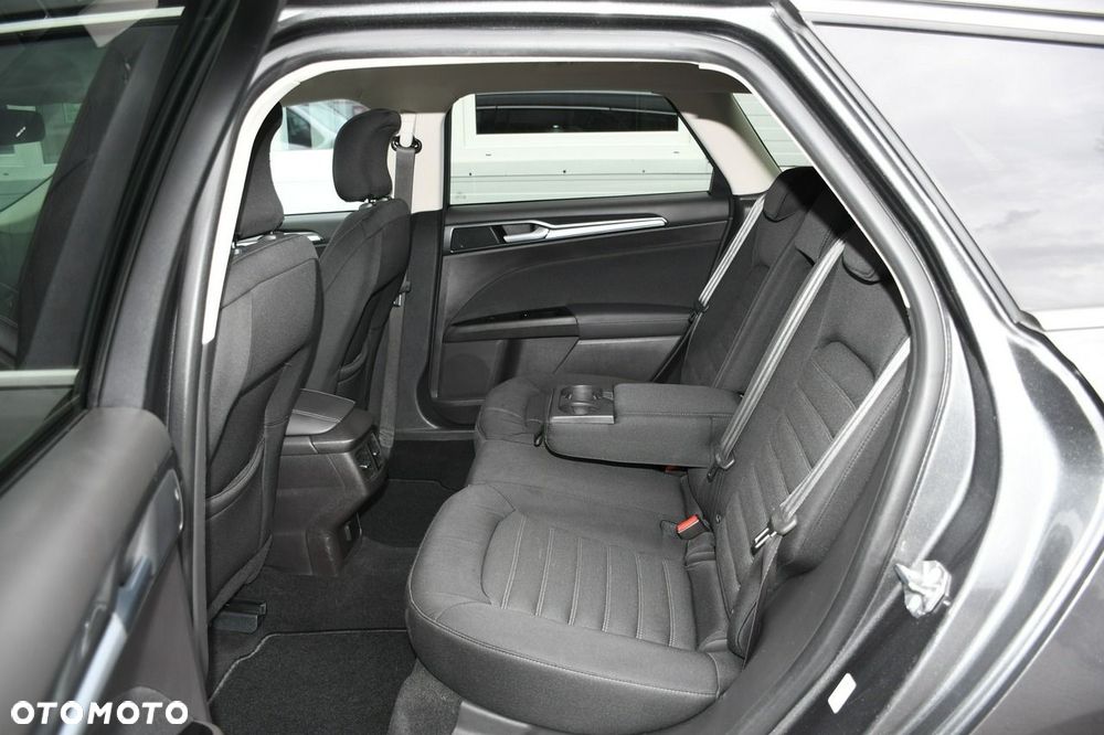 Ford Mondeo - 30