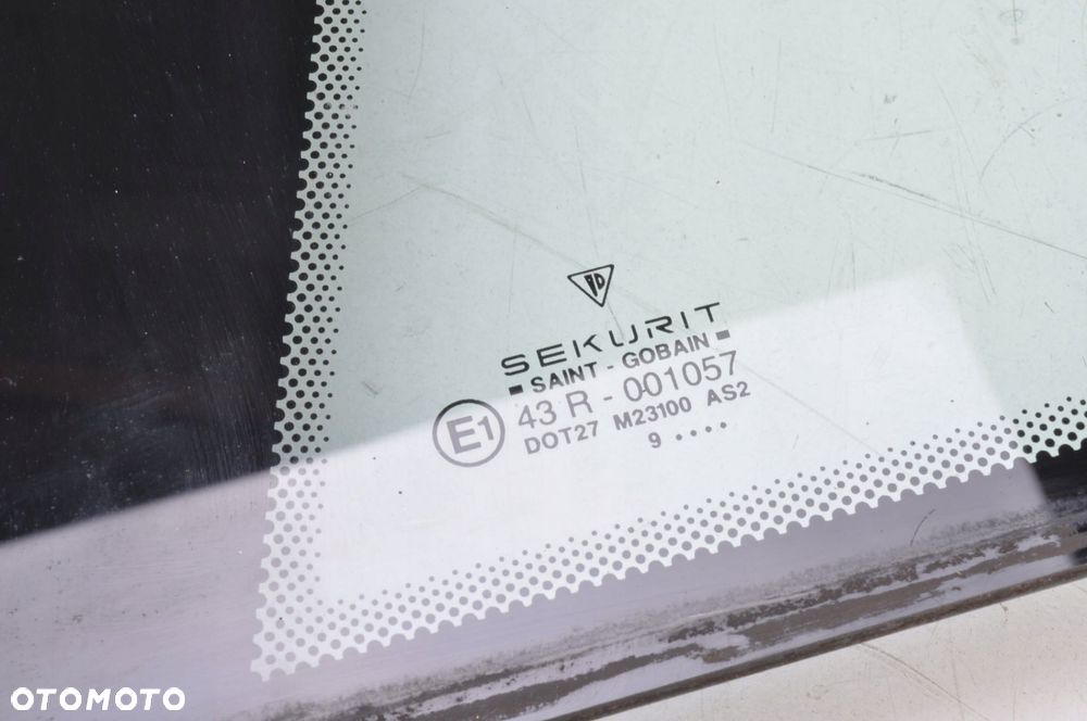 PORSCHE 911 996 SZYBA KAROSERYJNA LEWY TYŁ - 5