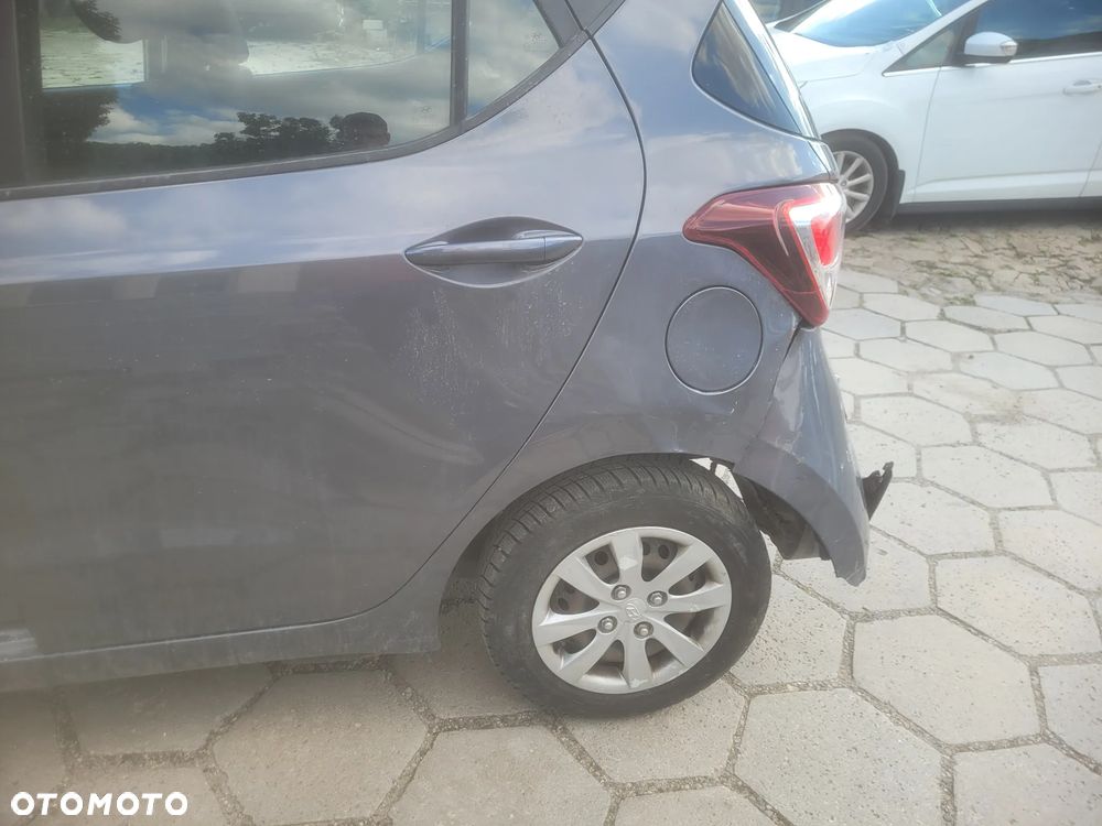 Hyundai i10 1.0 YES Gold - 23