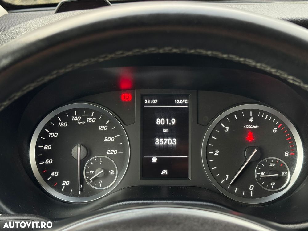 Mercedes-Benz Vito - 13