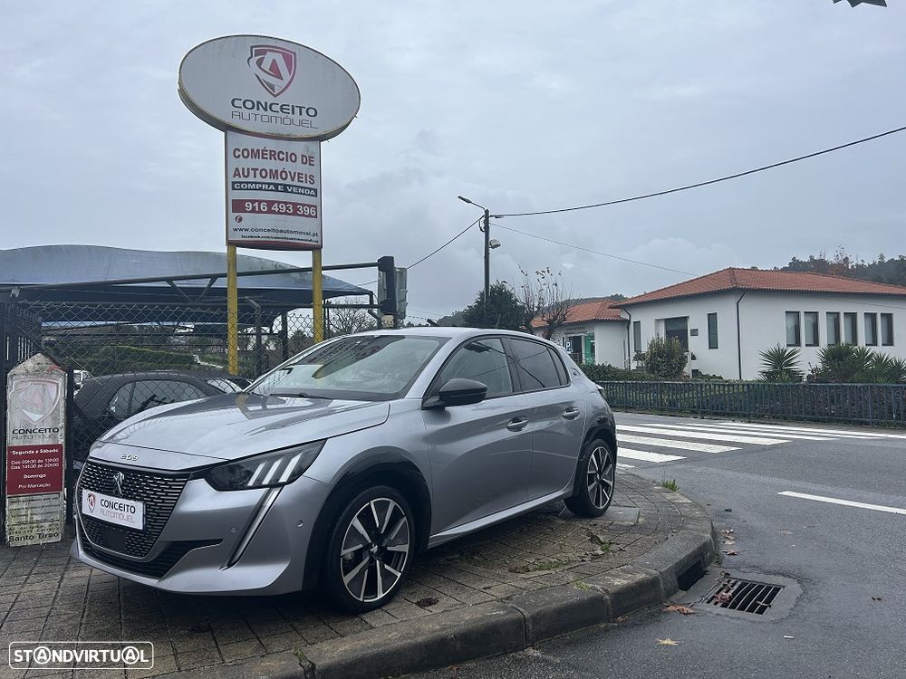 Peugeot e-208 GT Pack - 1