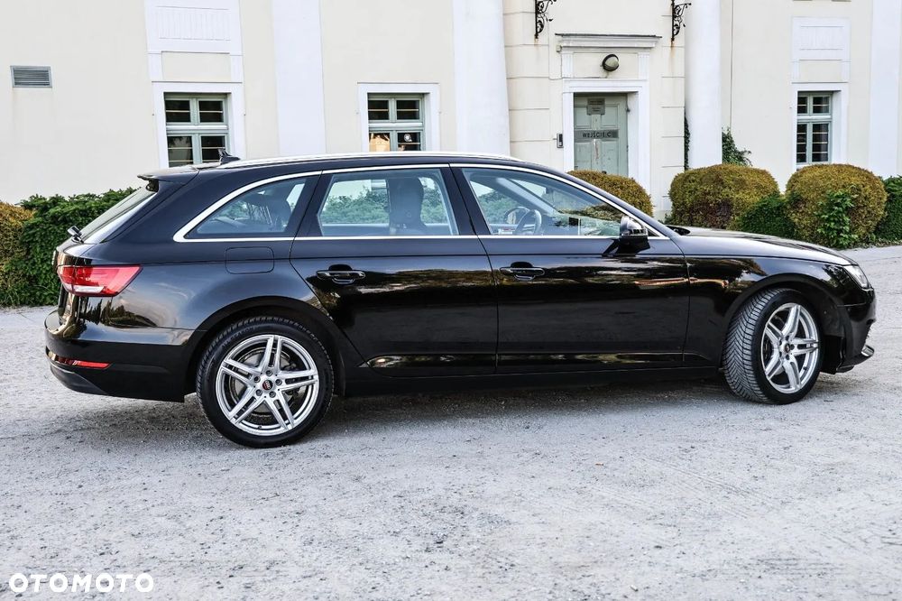 Audi A4 Avant - 4