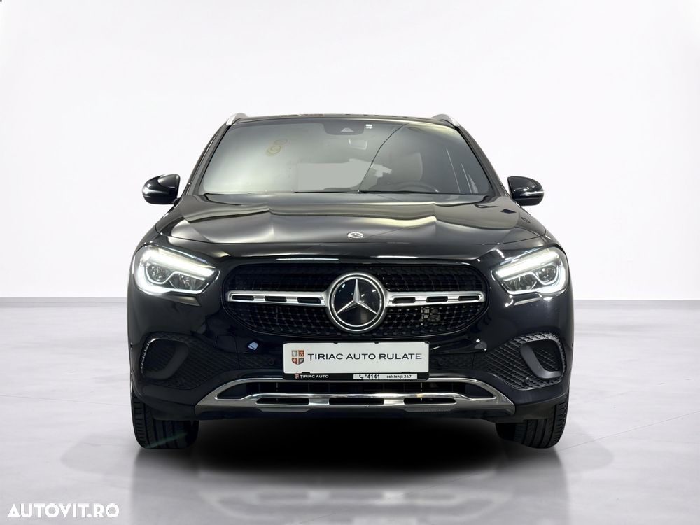 Mercedes-Benz GLA - 9