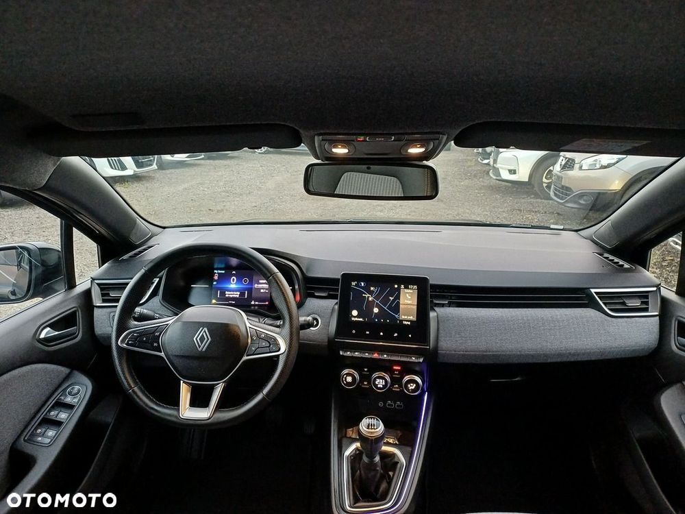 Renault Clio TCe 100 INTENS - 29