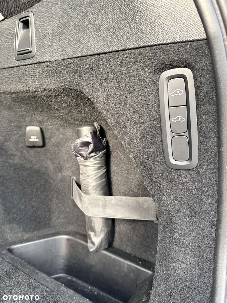 Volvo XC 90 T6 AWD R-Design - 35