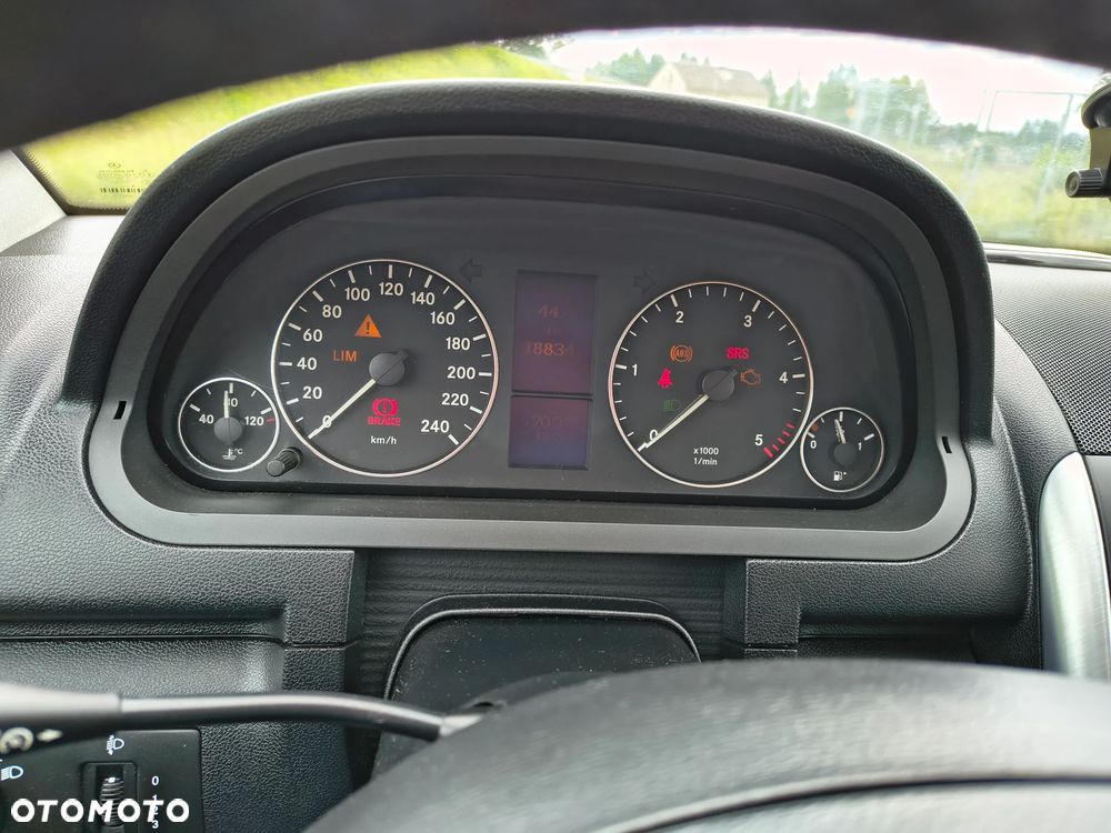 Mercedes-Benz Klasa A 180 CDI Avantgarde Special Edition - 3