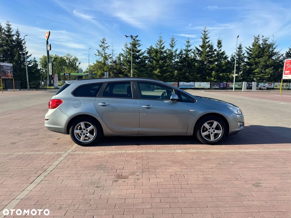 Opel Astra 1.6 Edition Sport - 2