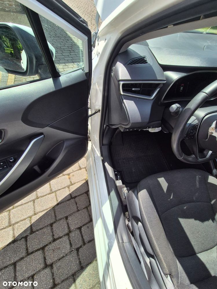 Toyota Corolla 1.8 Hybrid Comfort - 12