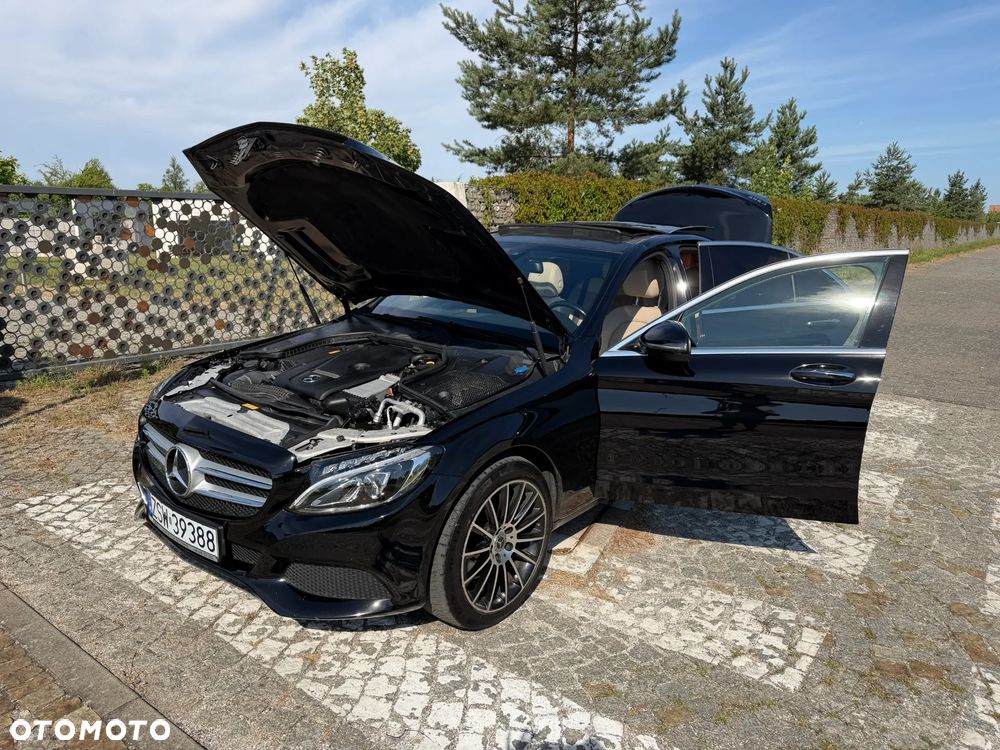 Mercedes-Benz Klasa C 300 9G-TRONIC - 17