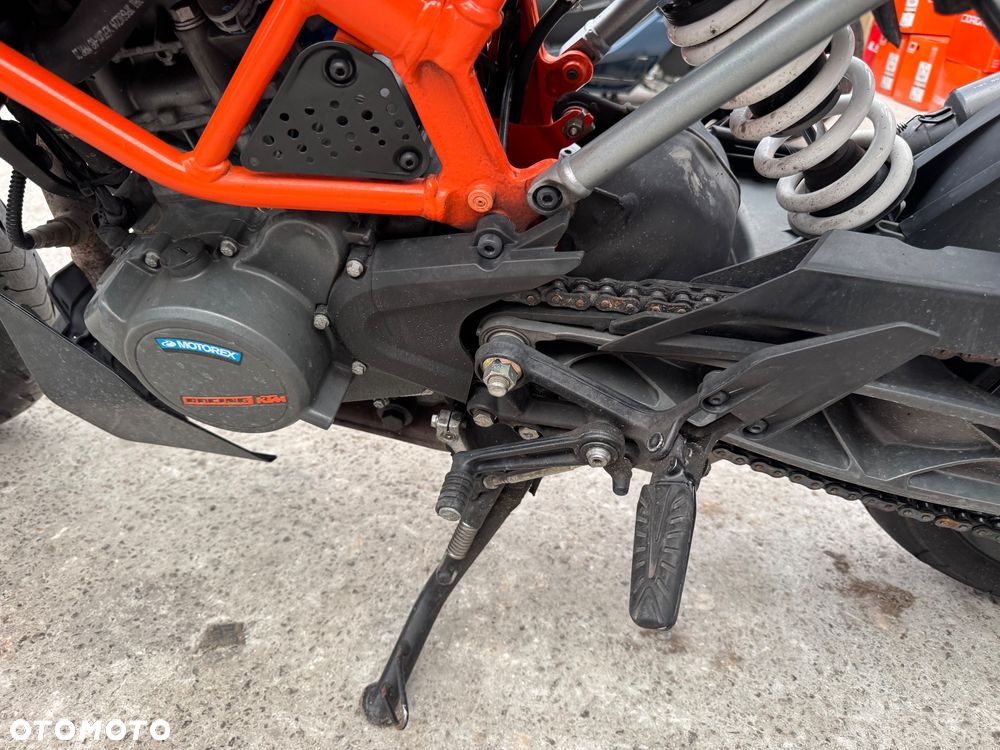 KTM Duke 125 - 20