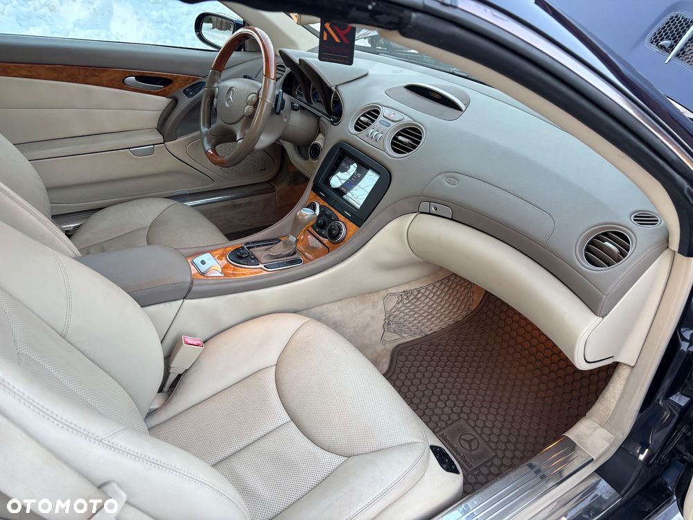 Mercedes-Benz SL - 8