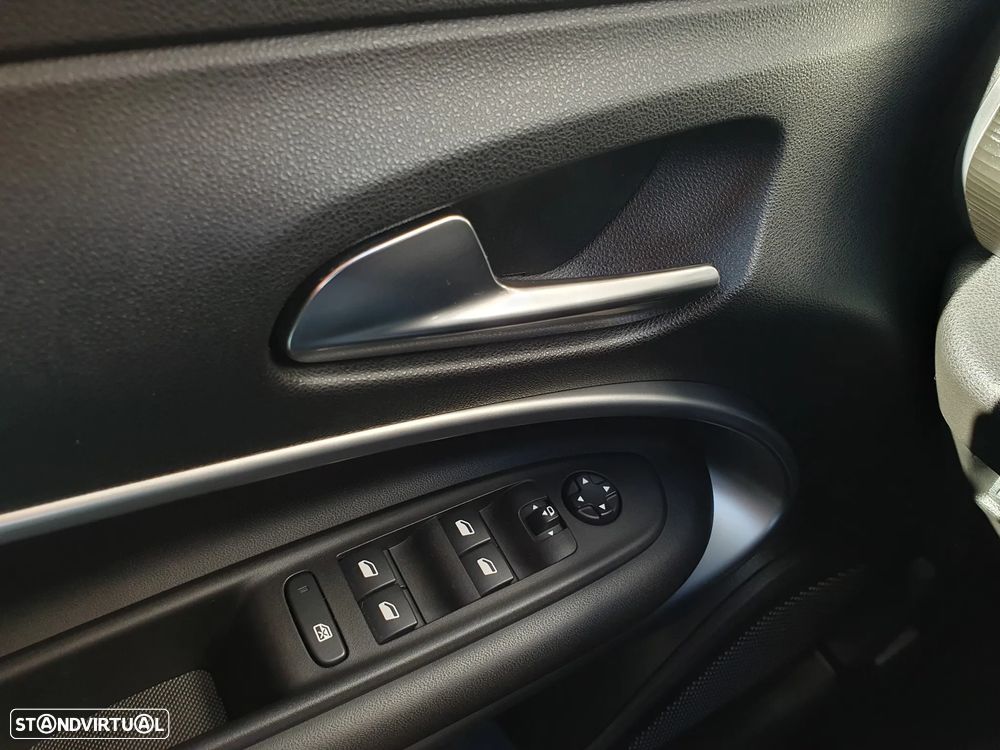 Jeep Avenger 1.2 GSE T3 Altitude - 15