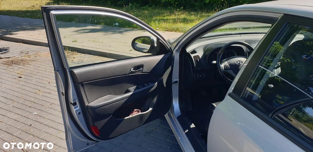 Hyundai i30 1.6 CRDi Comfort - 13