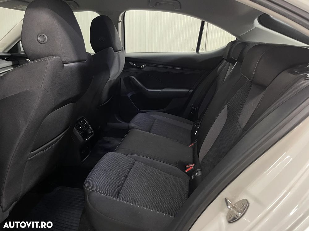 Skoda Octavia 2.0 TDI DSG Ambition - 12