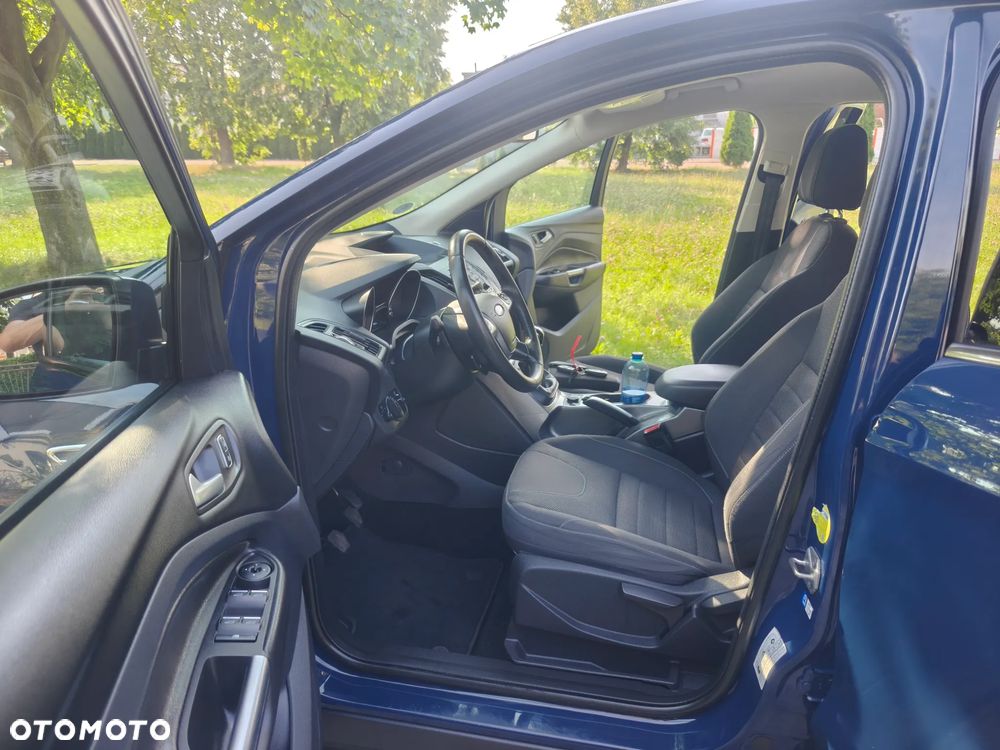 Ford Kuga - 19