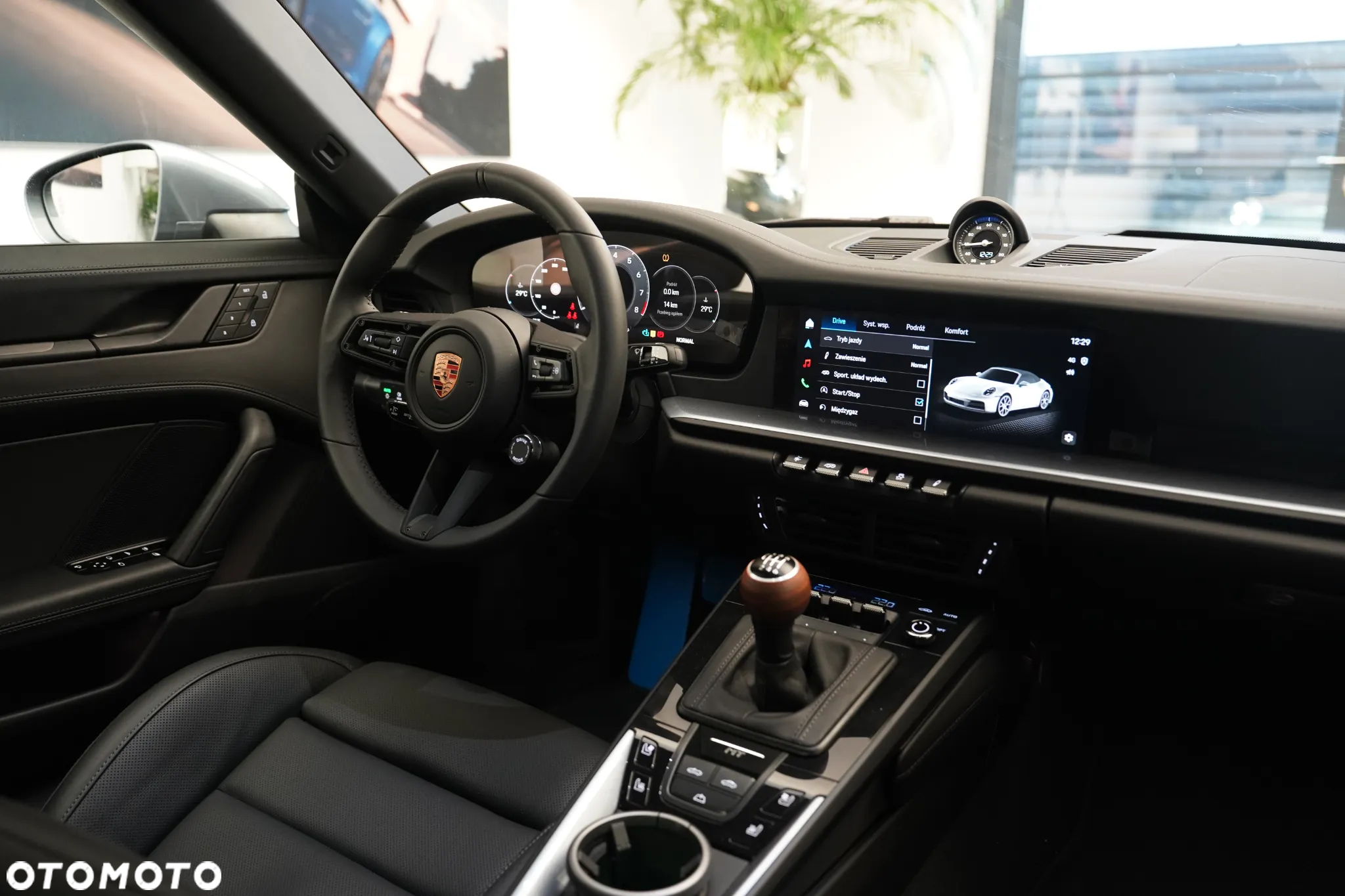 Porsche 911 Carrera T - 24