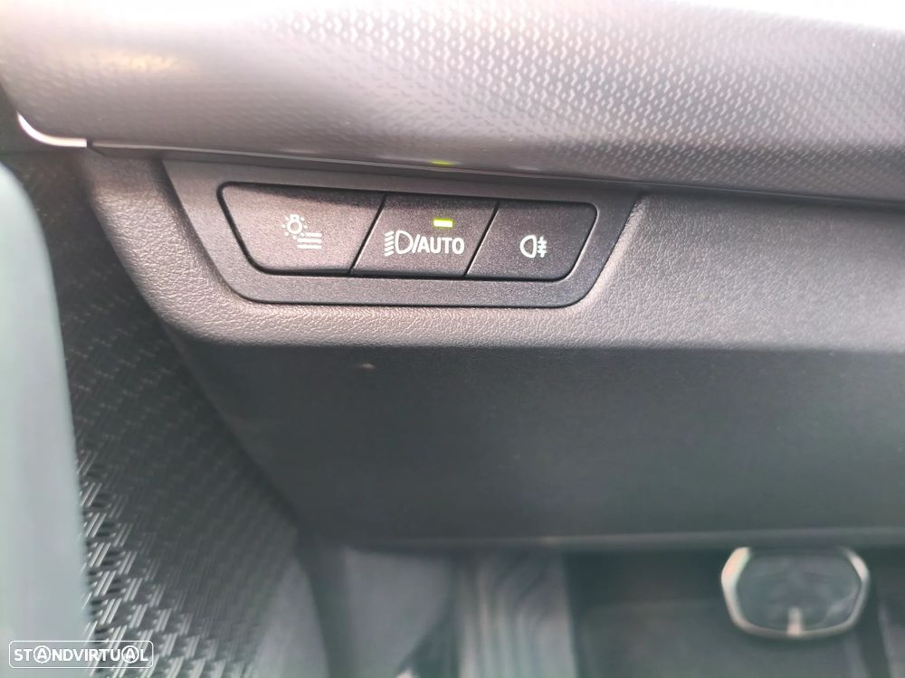 BMW iX2 eDrive20 Pack Desportivo M Pro - 4