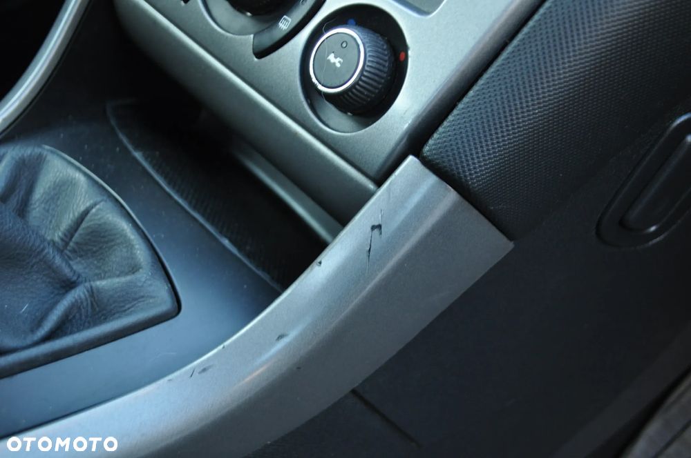 Peugeot 308 1.6 Premium - 16