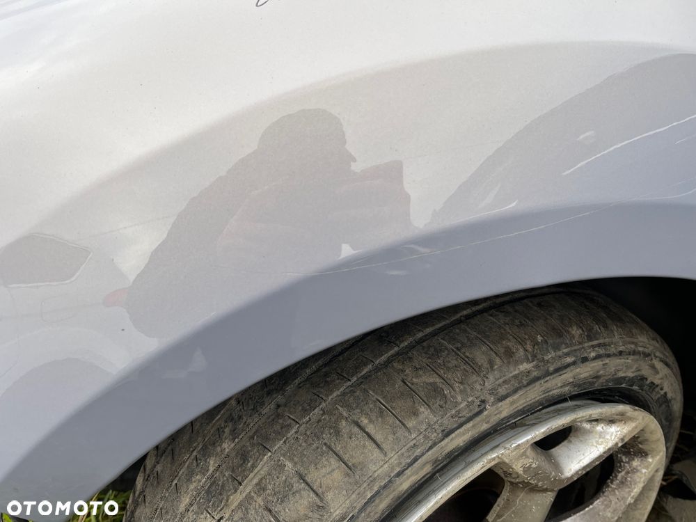 BŁOTNIK LEWY PRZÓD FORD MONDEO MK4 BA - 2