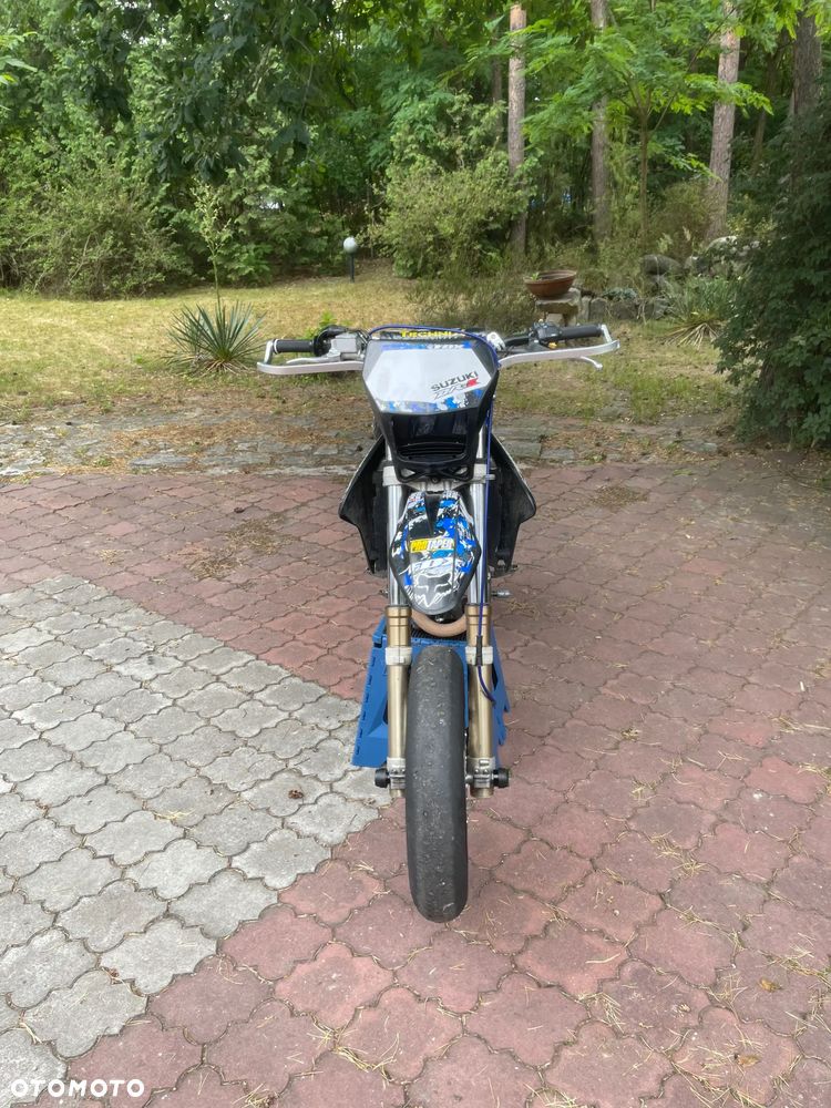 Suzuki DR-Z - 3