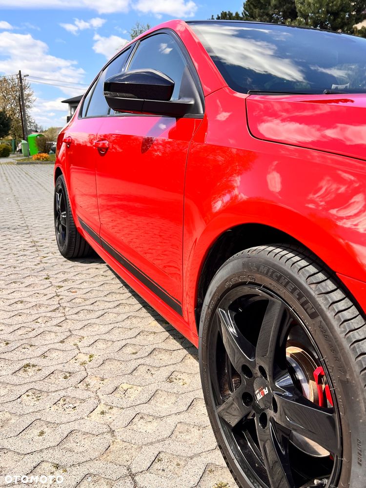 Skoda Octavia 2.0 TDI RS DSG EU6 - 22