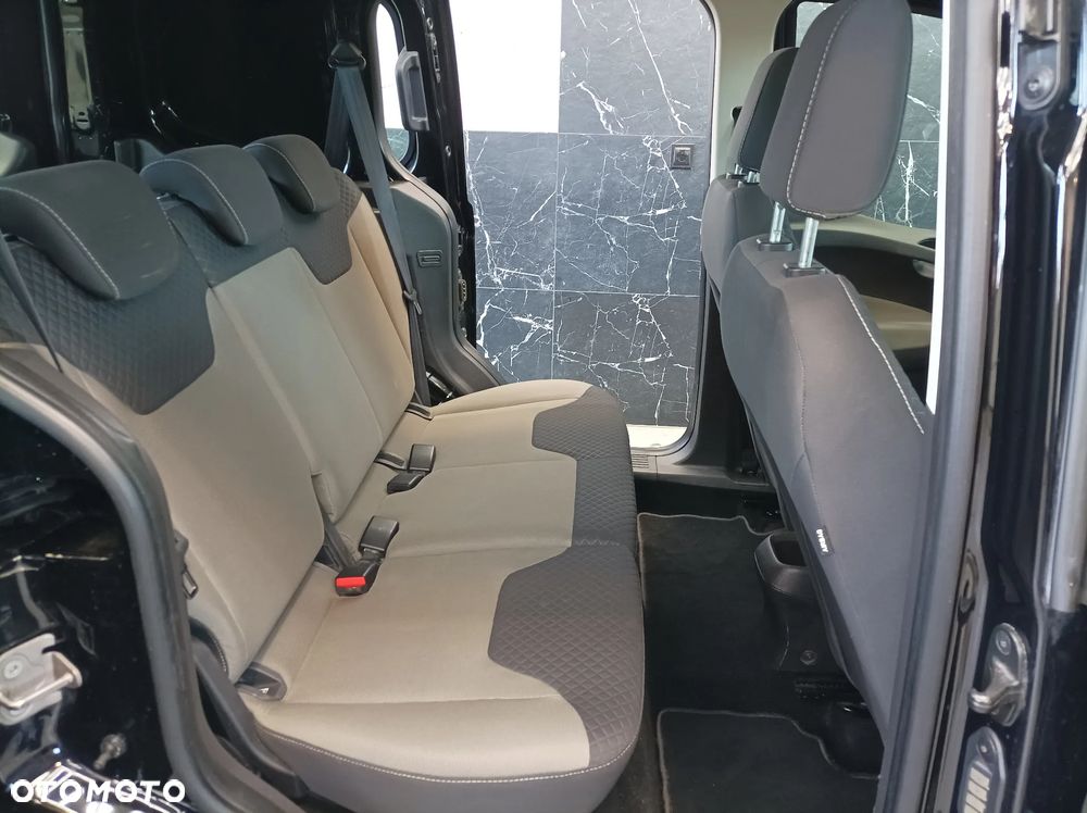 Ford Transit Courier S&S Trend - 26