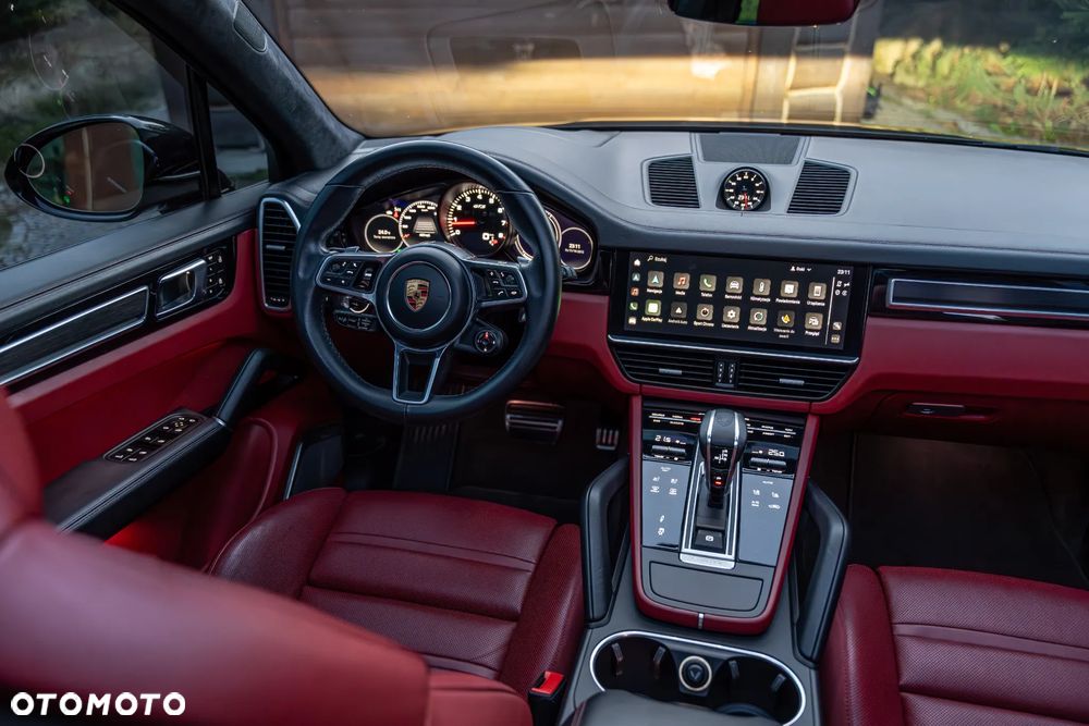Porsche Cayenne GTS - 28