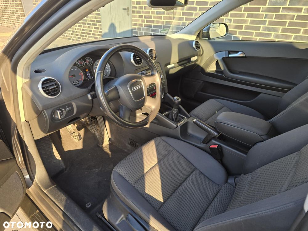 Audi A3 3-drzwiowe 2.0 TDI Quattro Ambiente - 40