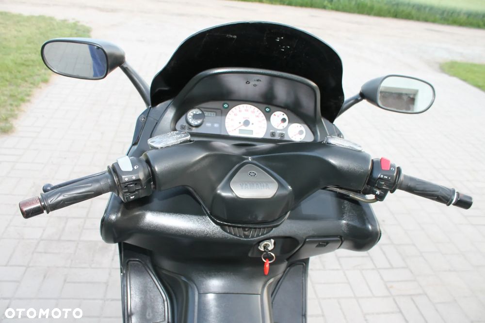 Yamaha Tmax - 9