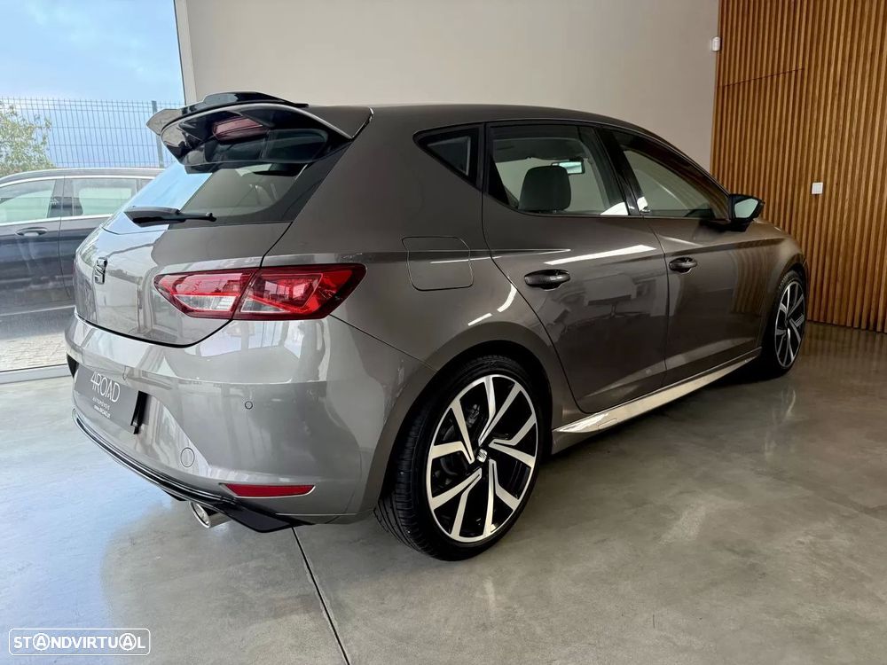 SEAT Leon 1.6 TDI DPF S&S I-Tech - 17