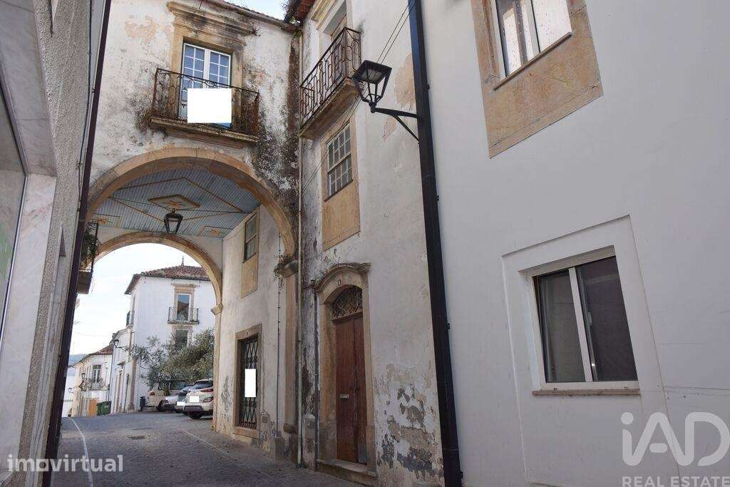 Casa / Villa T4 em São Miguel, Santa Eufémia e Rabaçal de 275 m2 - Grande imagem: 2/22