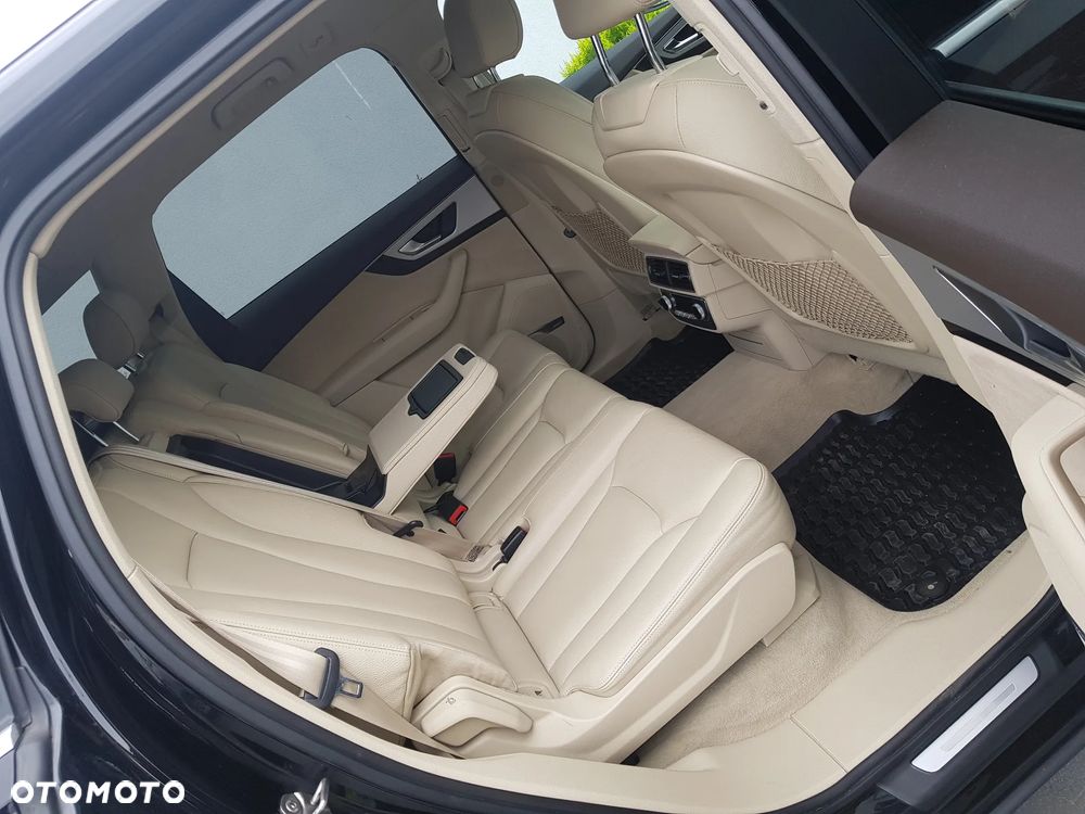 Audi Q7 3.0 TDI Quattro Tiptronic - 12
