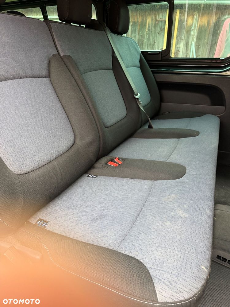 Opel Vivaro - 12