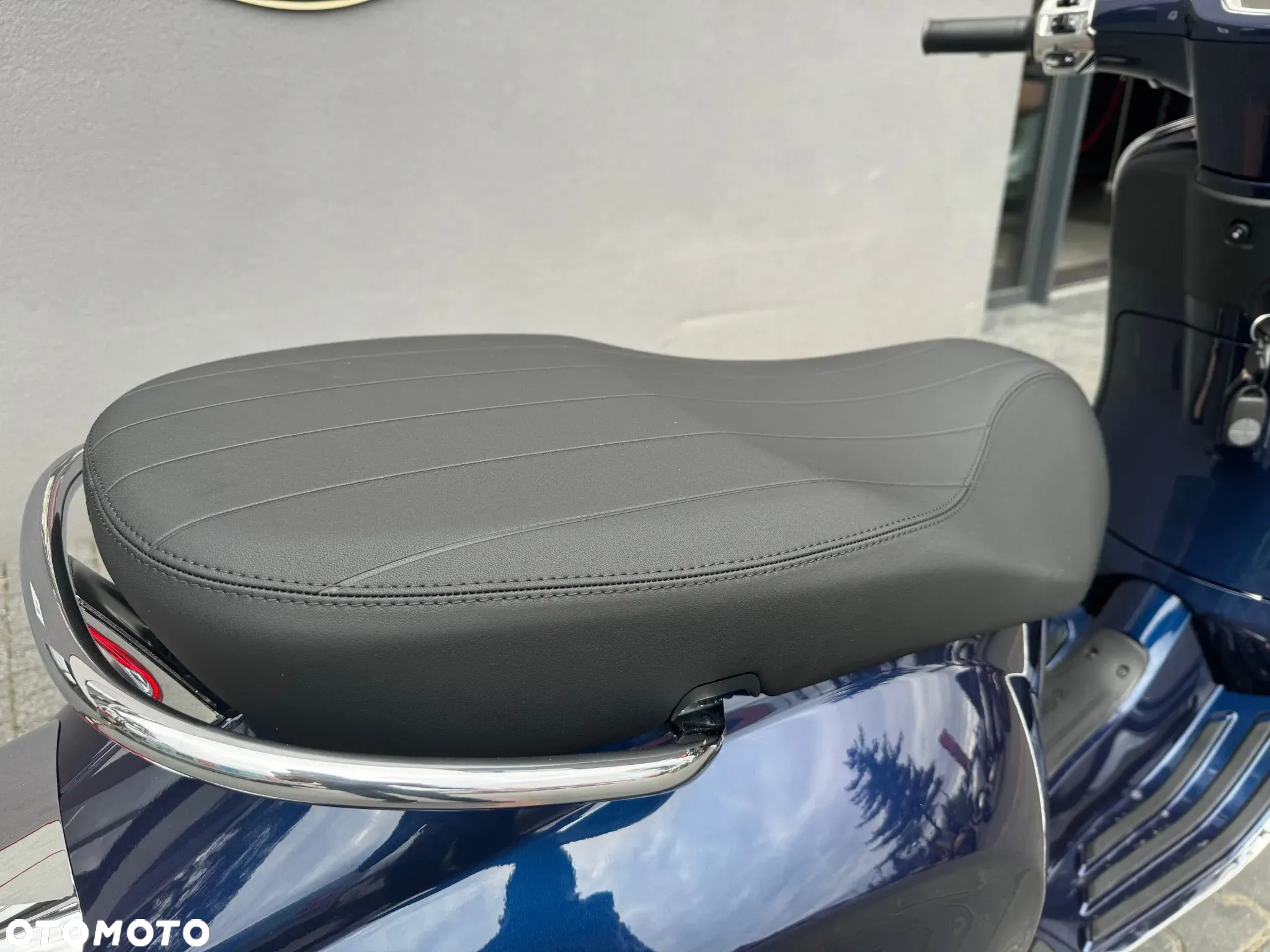 Vespa Primavera - 9