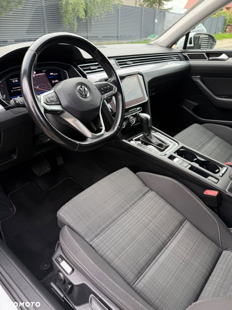 Volkswagen Passat 2.0 TDI (BlueMotion Technology) DSG Highline - 15