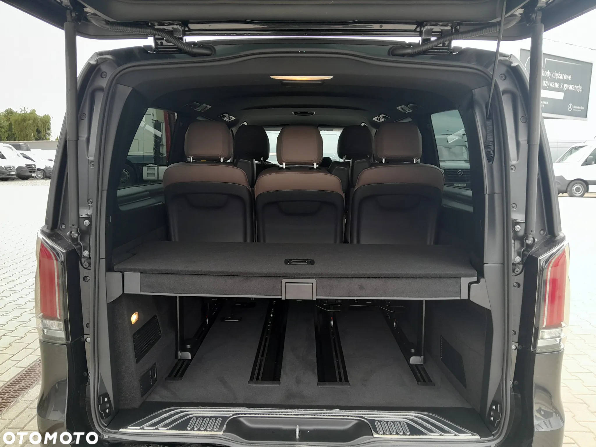 Mercedes-Benz Klasa V 300 d 9G-Tronic Exclusive (ekstra d³) - 17