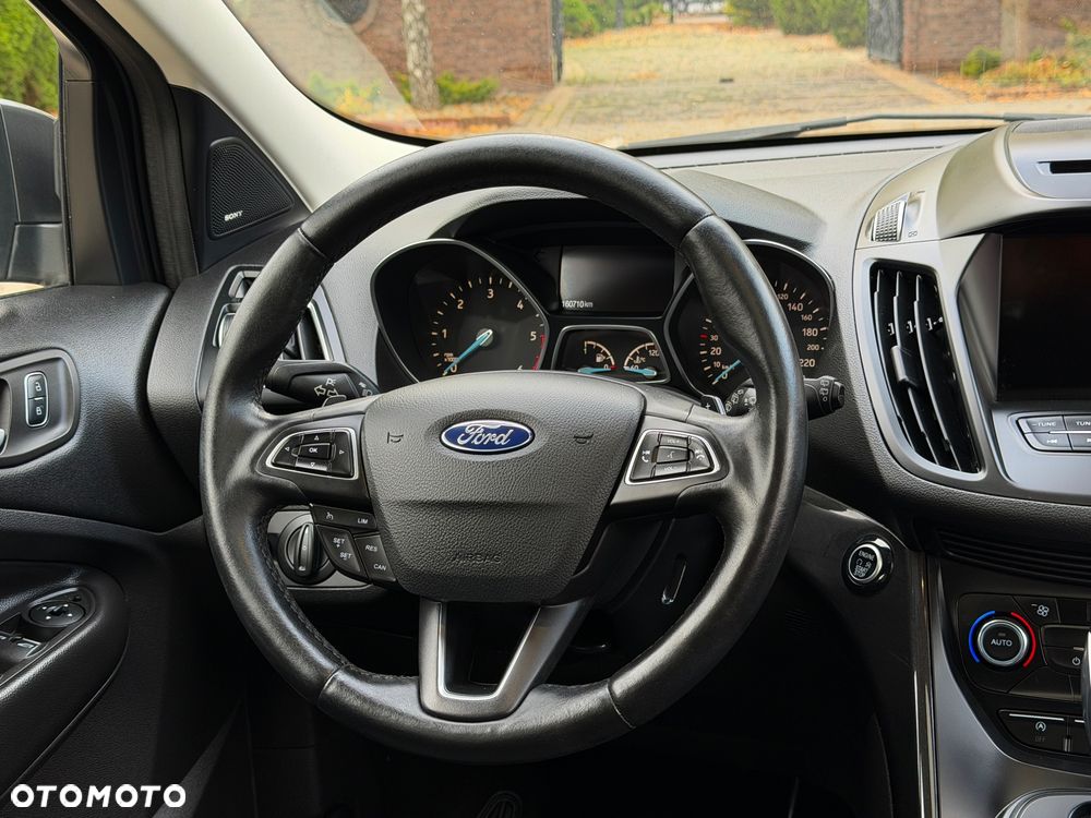Ford Kuga 2.0 TDCi 4x4 Titanium - 34