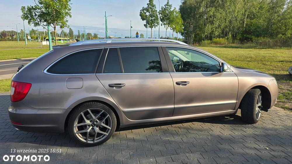 Skoda Superb 2.0 TSI Elegance DSG - 29