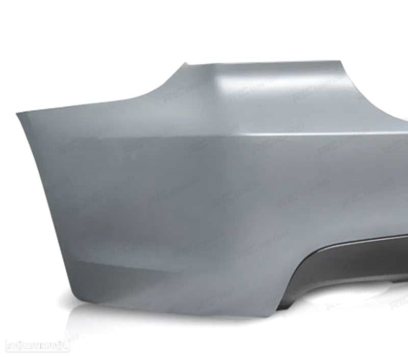 PARA-CHOQUES TRASEIRO BMW E90 05-08 LOOK M - 2