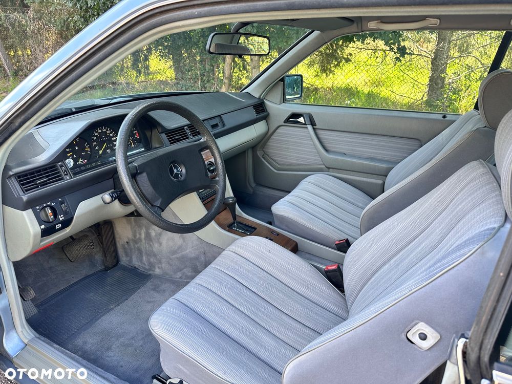 Mercedes-Benz W124 (1984-1993) - 16