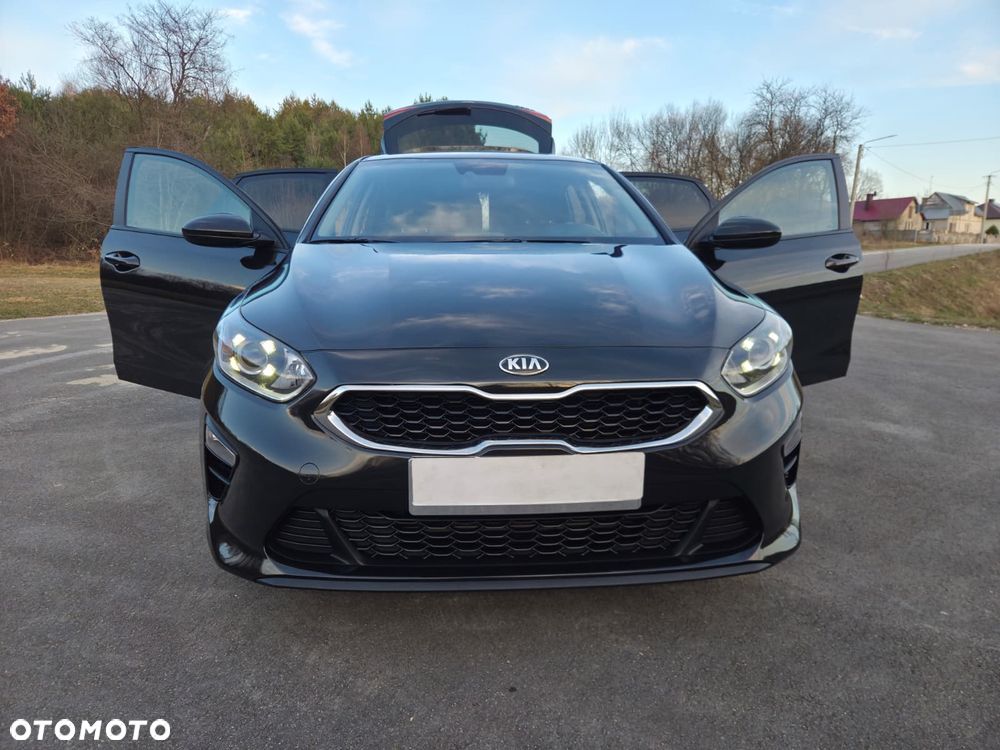 Kia Ceed 1.4 Attract - 24
